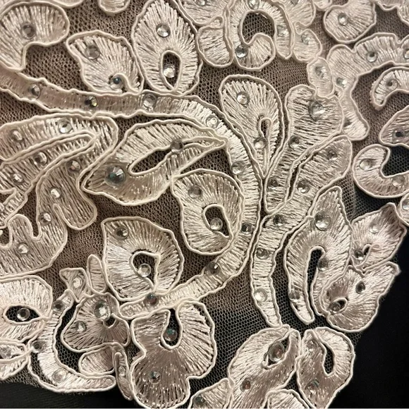 ALEX Evenings Gown with Side Ruched Details - Picture 4 of 6